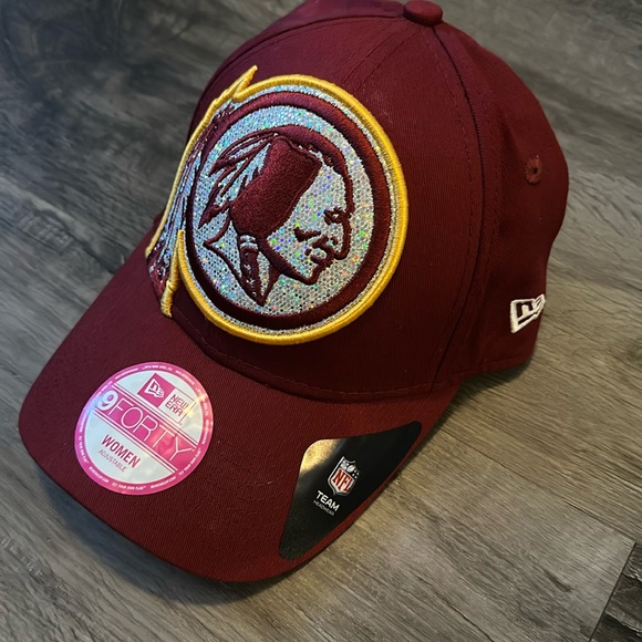 RARE Washington Redskins Women’s New Era Bling Rhinestone Hat New AUTHENTIC - Picture 1 of 4